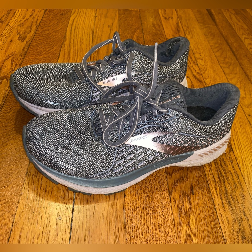 Brooks Adrenaline GTS 21